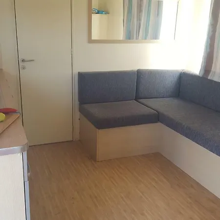 Private Bay Semesterbostad